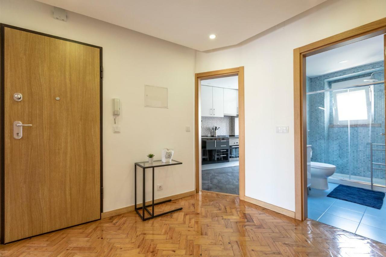 Like-Home-T3 Apt-Campolide, Near Amoreiras Mall Lisboa Eksteriør billede